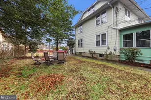 317 E Glenolden Ave, Glenolden, PA 19036 - Photo 17