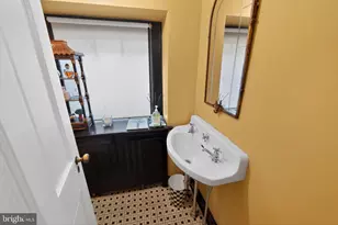 306 Windsor Ave, Wayne, PA 19087 - Photo 9