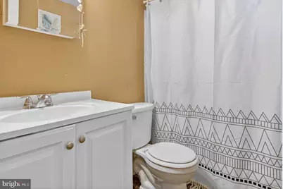 100 E Glenolden Avenue #O-1, Glenolden, PA 19036 - Photo 7