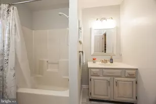 4008 Washington Dr, Upper Chichester, PA 19061 - Photo 33