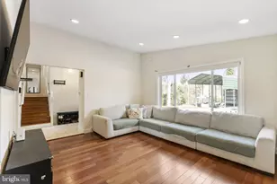 352 S New Middletown Rd, Media, PA 19063 - Photo 7