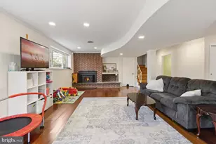 352 S New Middletown Rd, Media, PA 19063 - Photo 25