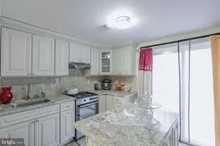 912 Ridge Ave, Darby, PA 19023 - Photo 7