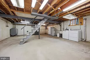 359 Spring Valley Rd, Springfield, PA 19064 - Photo 13