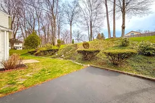 221 Foxcroft Rd, Broomall, PA 19008 - Photo 49