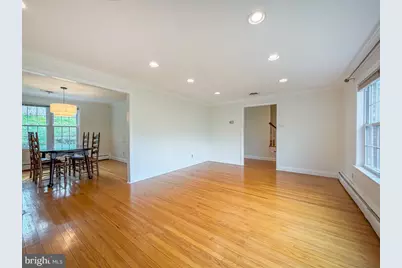 221 Foxcroft Road, Broomall, PA 19008 - Photo 11