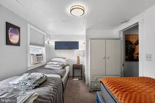 129 S Governor Printz Blvd, Essington, PA 19029 - Photo 25