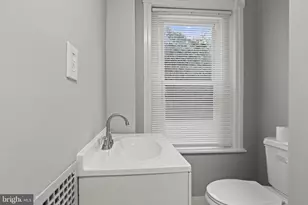 2314 W 3rd St, Chester, PA 19013 - Photo 25