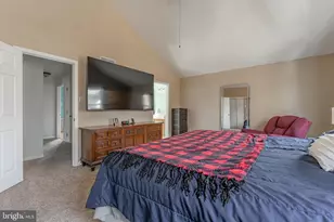 4 Cannon Ct, Upper Chichester, PA 19061 - Photo 27