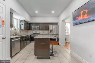 4 Cannon Ct, Upper Chichester, PA 19061 - Photo 13