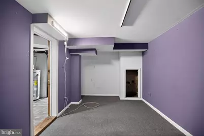 71 S Harwood Avenue, Upper Darby, PA 19082 - Photo 17