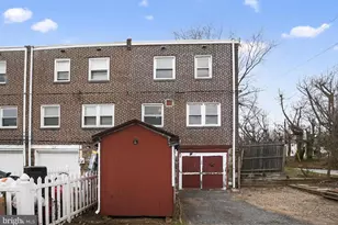 71 S Harwood Ave, Upper Darby, PA 19082 - Photo 23