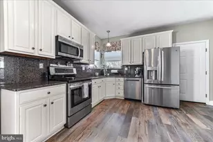 605 Barclay Cir, Springfield, PA 19064 - Photo 13