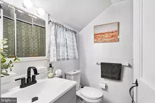 115 Haverford Rd, Folsom, PA 19033 - Photo 17