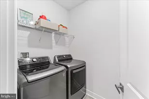 235 W Ponds Edge Dr, Media, PA 19063 - Photo 33