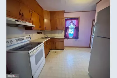 955 Ashland Avenue, Crum Lynne, PA 19022 - Photo 3