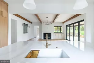 33 W Ardmore Ave, Havertown, PA 19083 - Photo 5