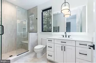 33 W Ardmore Ave, Havertown, PA 19083 - Photo 11