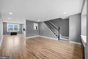 6866 Clover Ln, Upper Darby, PA 19082 - Photo 3