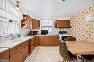 410 E Eagle Rd, Havertown, PA 19083 - Photo 9