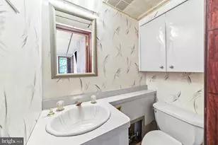 96 E Berkley Ave, Clifton Heights, PA 19018 - Photo 17