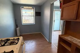 7 W 21st St, Chester, PA 19013 - Photo 7