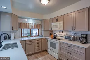 3850 Naamans Creek Rd, Upper Chichester, PA 19061 - Photo 13