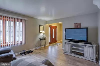 3850 Naamans Creek Road, Upper Chichester, PA 19061 - Photo 7