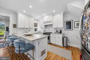 536 Country Club Ln, Havertown, PA 19083 - Photo 7