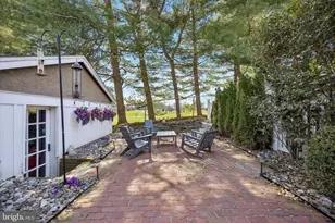 536 Country Club Ln, Havertown, PA 19083 - Photo 15