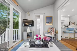 536 Country Club Ln, Havertown, PA 19083 - Photo 11