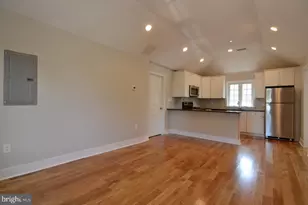 400 W Wayne Ave, Wayne, PA 19087 - Photo 5