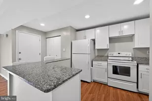 358 Saybrook Ln, Wallingford, PA 19086 - Photo 5