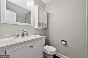 358 Saybrook Ln, Wallingford, PA 19086 - Photo 11