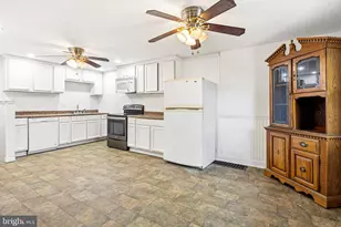 522 Amosland Rd, Morton, PA 19070 - Photo 9