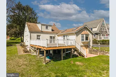 405 E Woodland Avenue, Springfield, PA 19064 - Photo 9