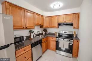 1227 Rainer Rd, Brookhaven, PA 19015 - Photo 9