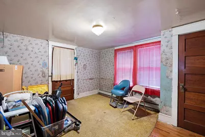 129 W Laughead Avenue, Marcus Hook, PA 19061 - Photo 13