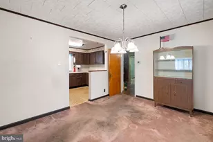 129 W Laughead Ave, Marcus Hook, PA 19061 - Photo 17