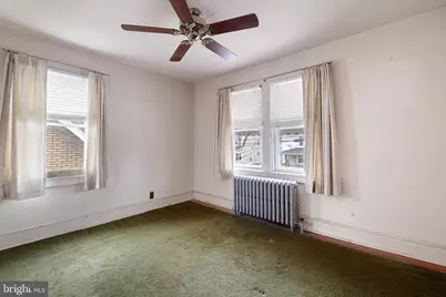 129 W Laughead Avenue, Marcus Hook, PA 19061 - Photo 7