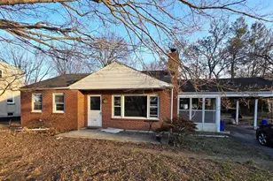 926 Green Ln, Secane, PA 19018 - Photo 1