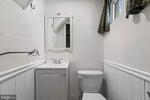 830 Lewis Ln, Bryn Mawr, PA 19010 - Photo 23