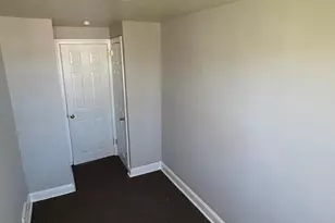 330 W 21st St, Chester, PA 19013 - Photo 11