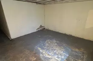 330 W 21st St, Chester, PA 19013 - Photo 19