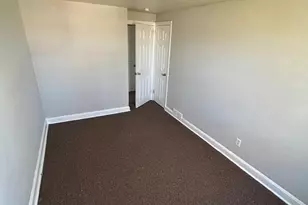 330 W 21st St, Chester, PA 19013 - Photo 13