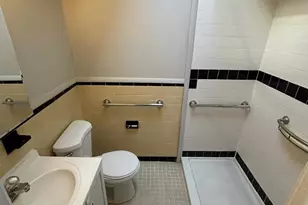 330 W 21st St, Chester, PA 19013 - Photo 17