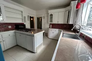 7203 Wayne Ave, Upper Darby, PA 19082 - Photo 19