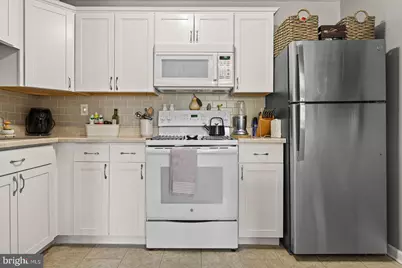 740 Putnam Boulevard #21-B, Wallingford, PA 19086 - Photo 11