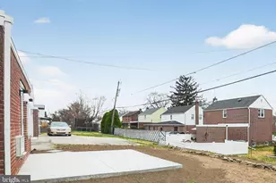 306 Brentwood Rd, Havertown, PA 19083 - Photo 35