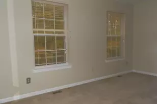 36 Andrews Ct, Aston, PA 19014 - Photo 5